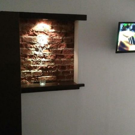 Z Prywatnym Ogrodkiem Centrum Jelenia Góra Екстериор снимка